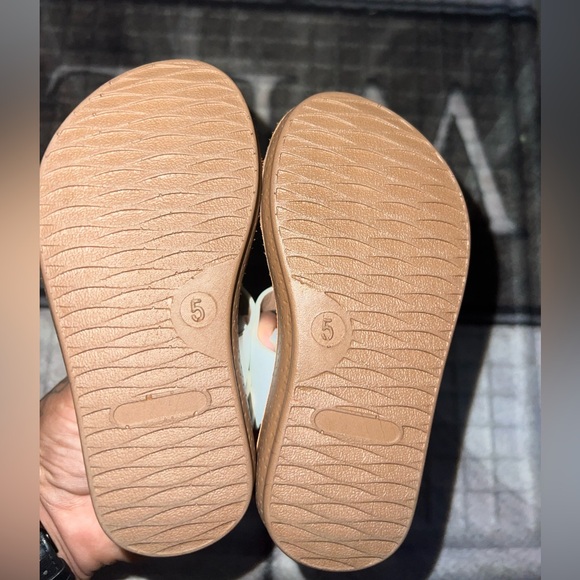 Mini Moda Toddler Sandals - never worn - Picture 4 of 4